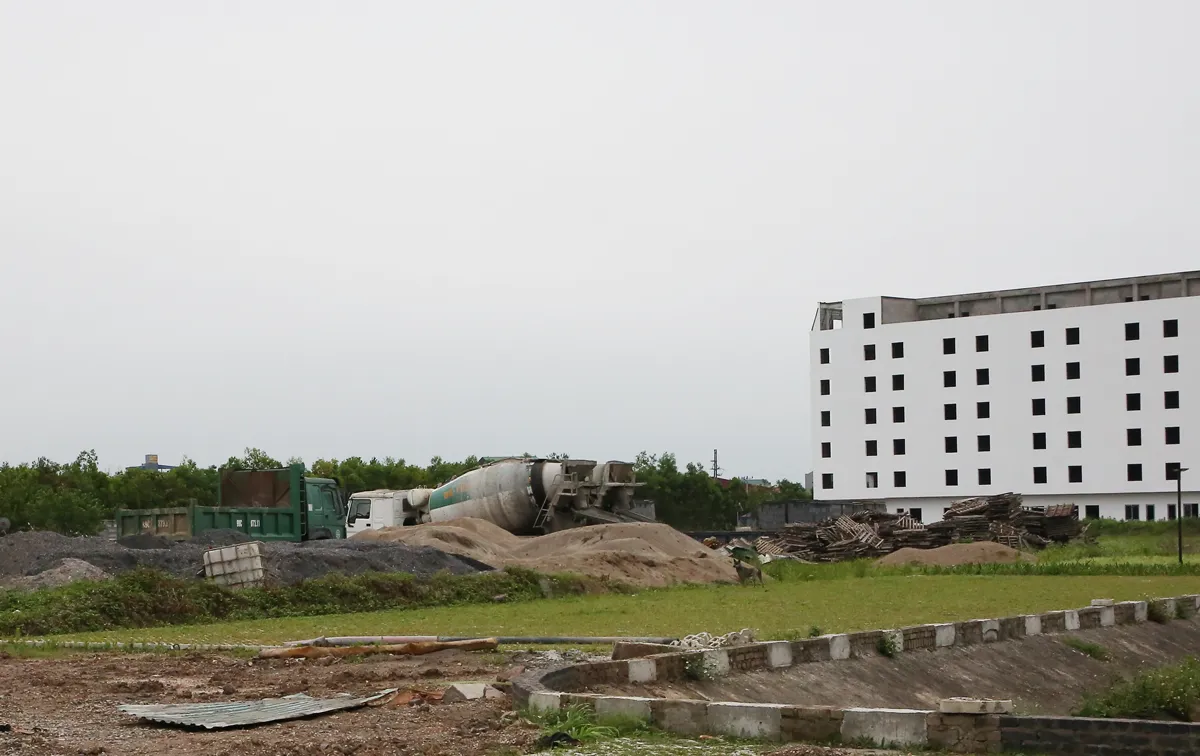 Tăng cường kiểm tra, xử lý vi phạm về trật tự xây dựng, sử dụng đất gắn với an toàn...
