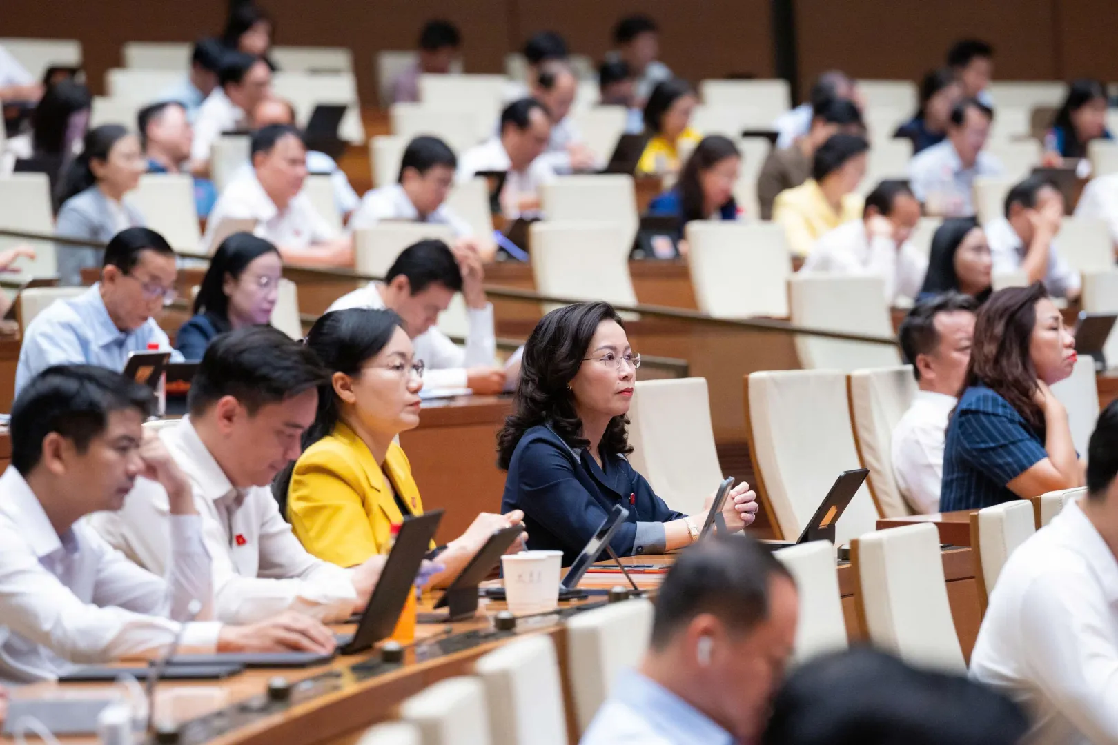 Ngày 13/8, Quốc hội tiếp tục thảo luận về các dự án Luật