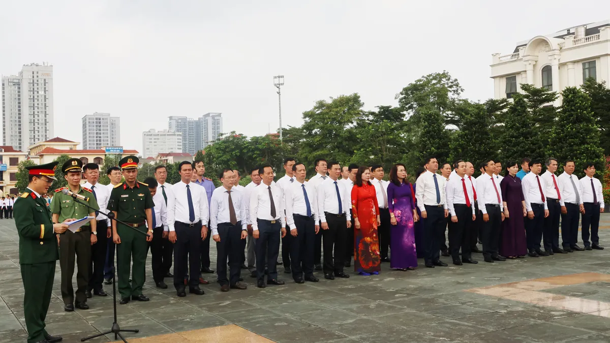 Lãnh đạo tỉnh dâng hương nhân kỷ niệm 79 năm Ngày Thương binh - Liệt sĩ