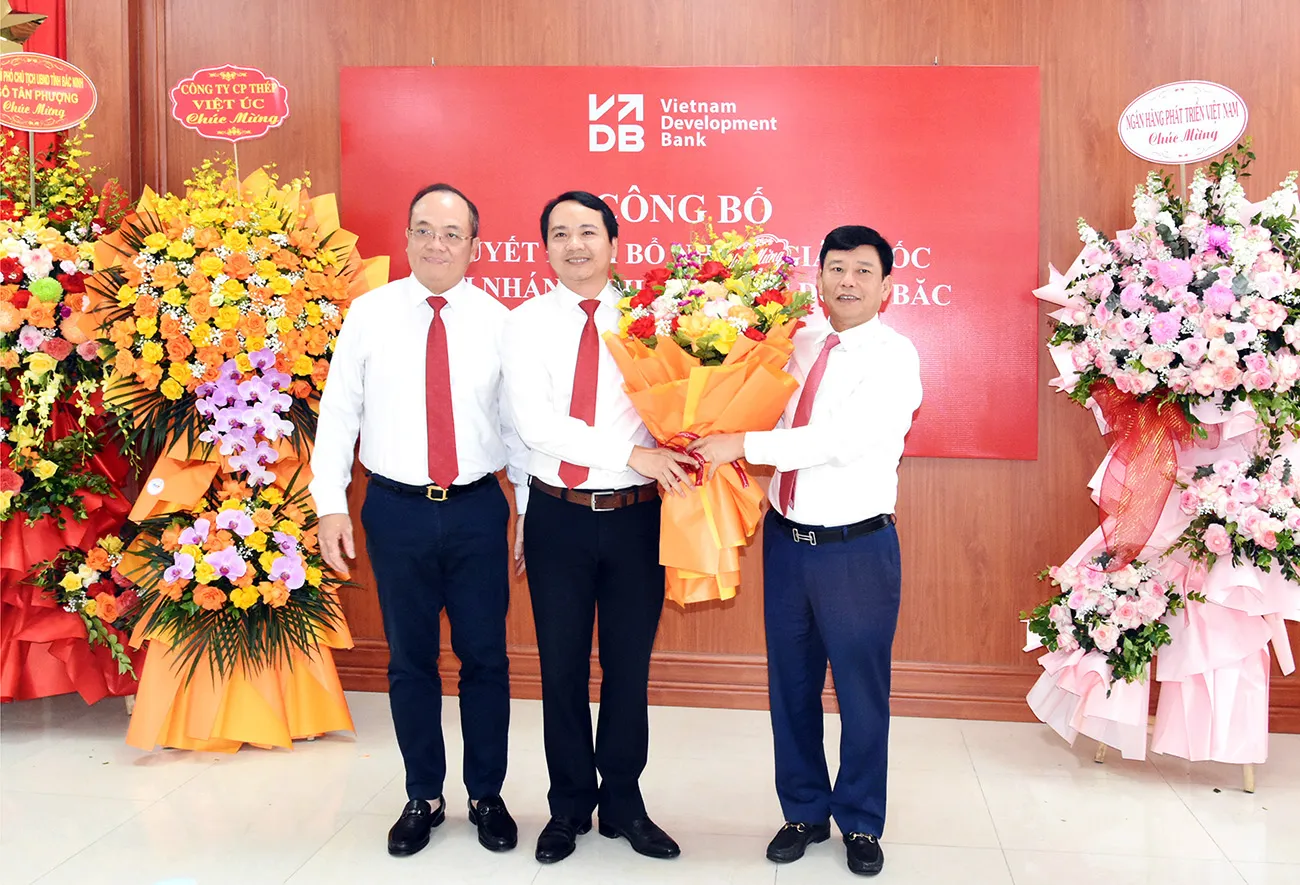 Lễ công bố Quyết định bổ nhiệm Giám đốc Ngân hàng Phát triển Việt Nam chi nhánh Khu...